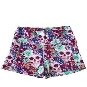 Constantly Varied Gear 2.5 Rare “Tropic Skull” print Shorts Size Medium